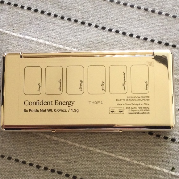 RARE BEAUTY CONFIDENT ENERGY EYESHADOW PALETTE - Picture 3 of 3